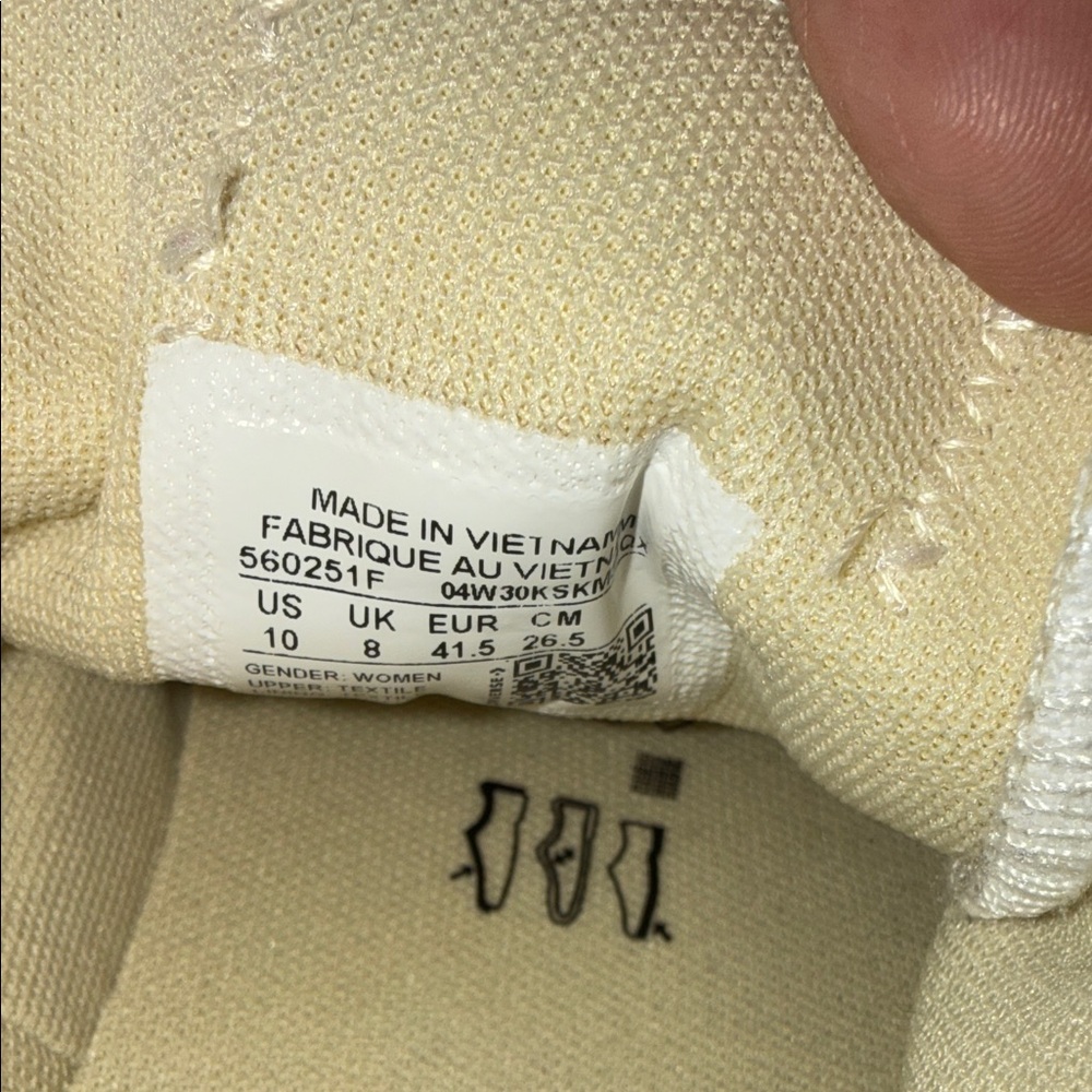 White Platform Converse Chucks - image 5